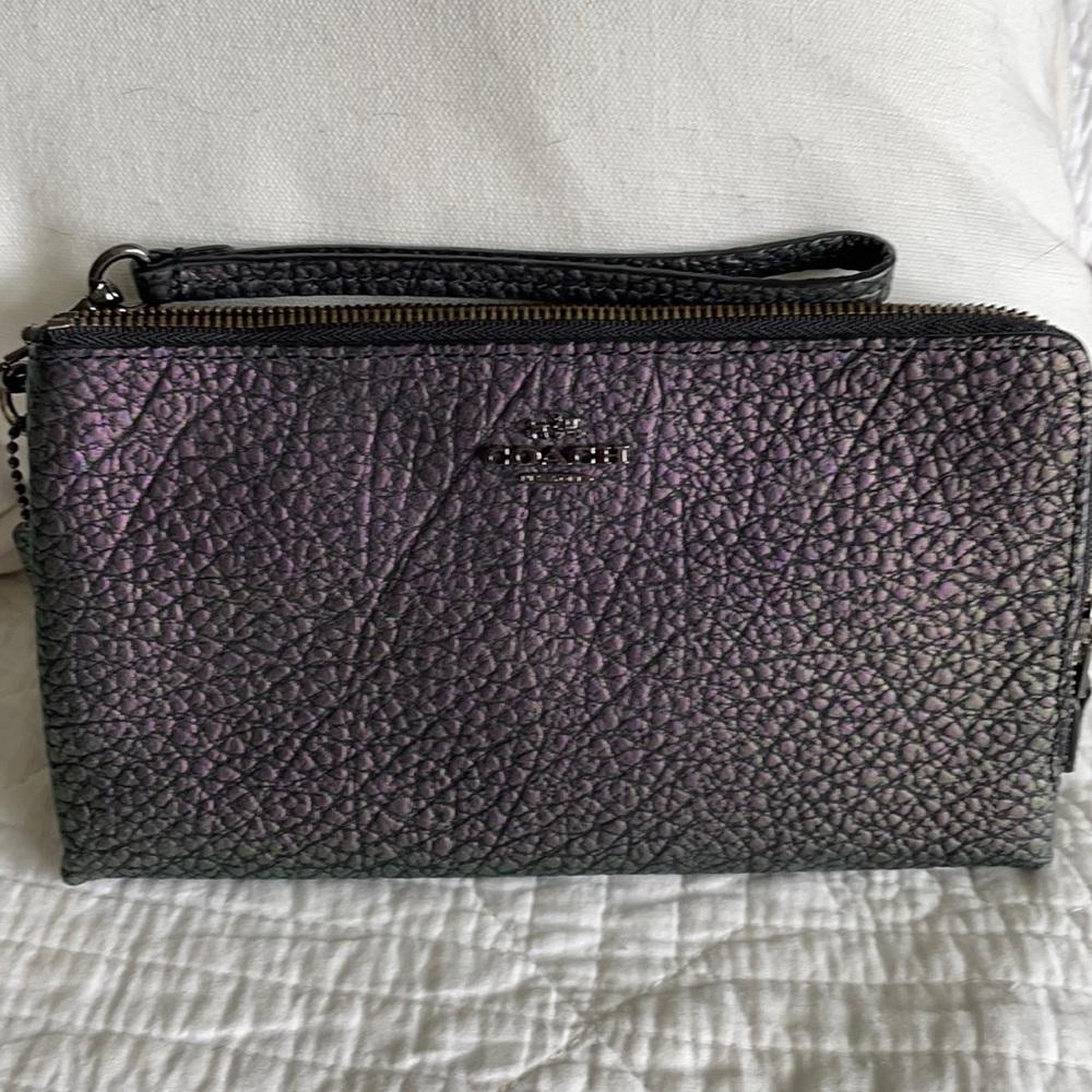 Coach clutch wristlet wallet